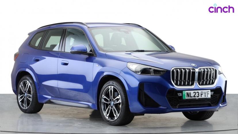 BMW iX1