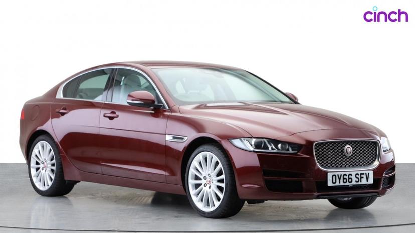 Jaguar XE