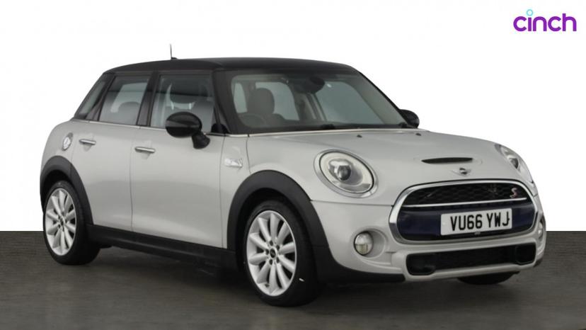 MINI Hatchback