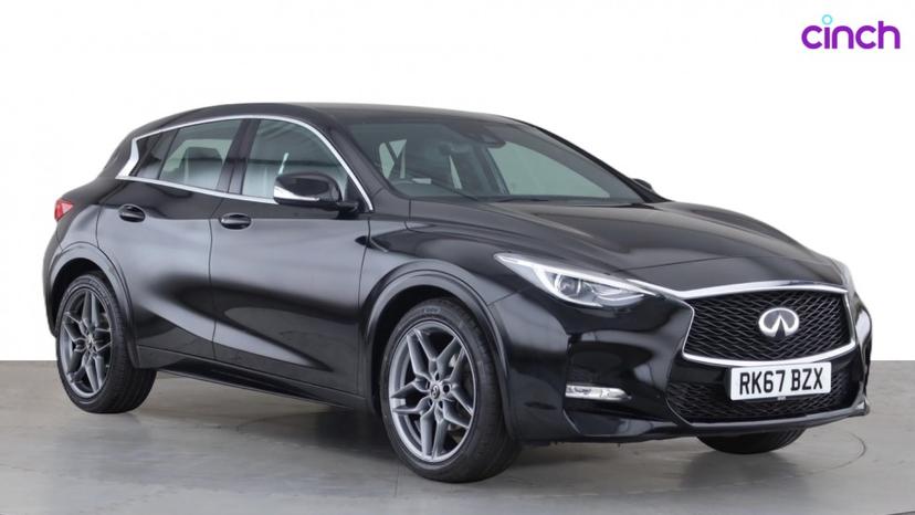 INFINITI Q30