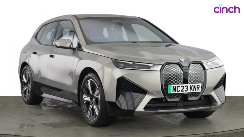 BMW iX