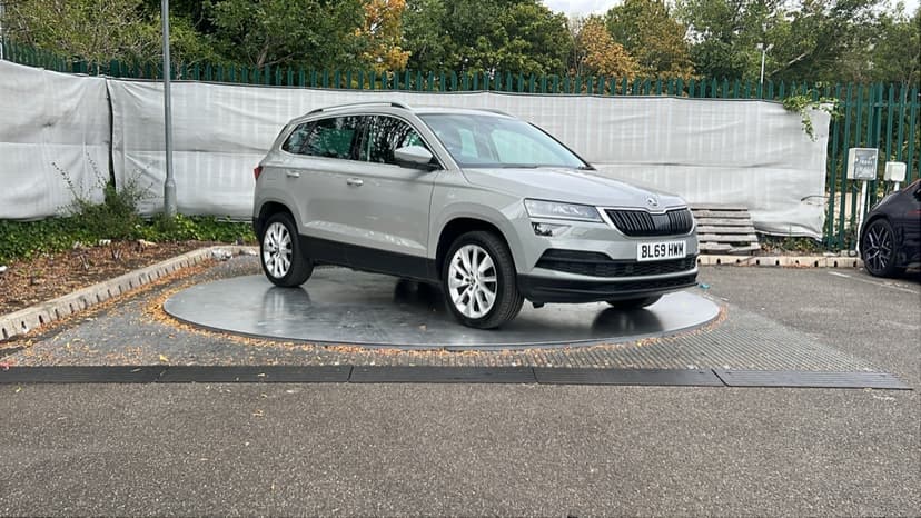 SKODA KAROQ