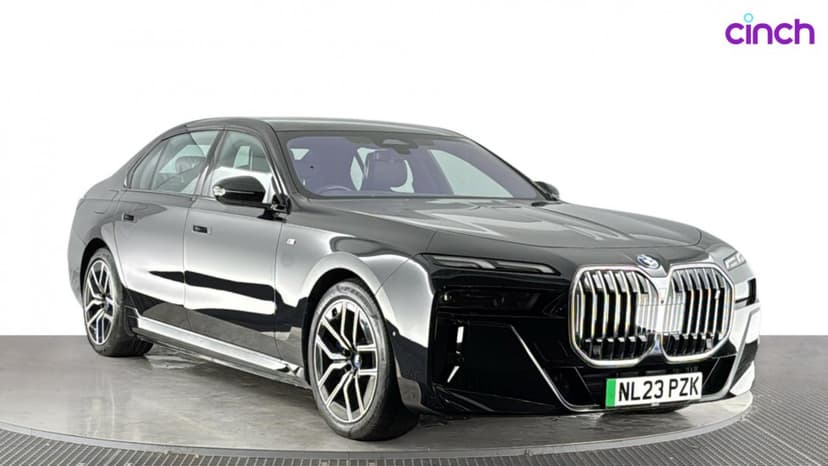 BMW i7