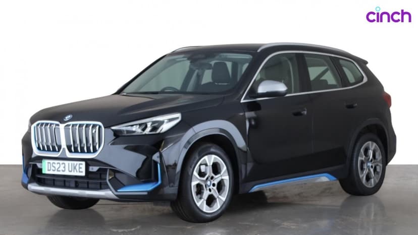 BMW iX1