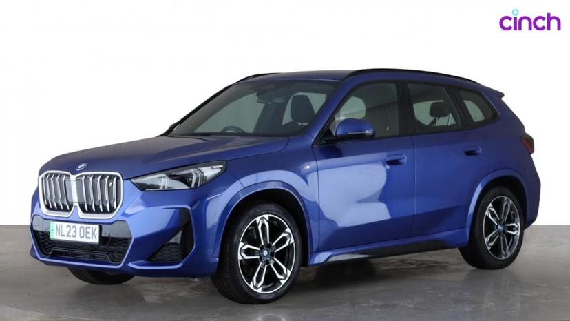 BMW iX1