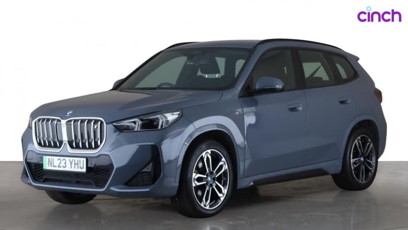 BMW iX1